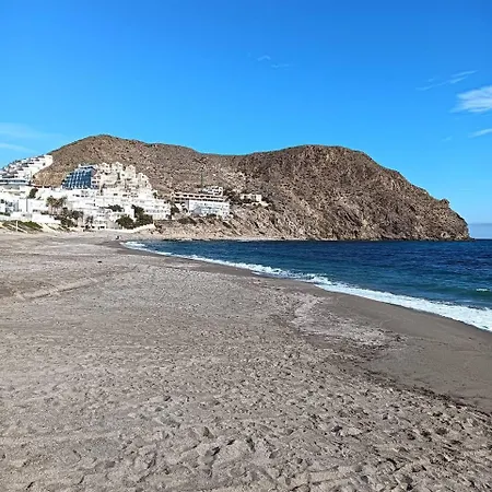 Junto A La Playa Carboneras